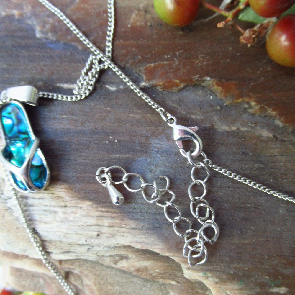 Necklace Flip Flop - Picture 13 of 16